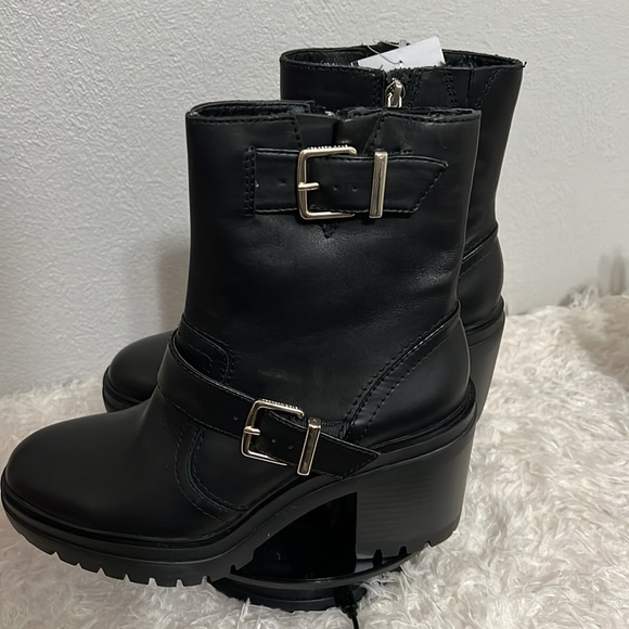 NWT Kenneth Cole Rhode Heel Buckle Polar Grip Black Leather Mid Calf Boots Sz 8 - Picture 4 of 11